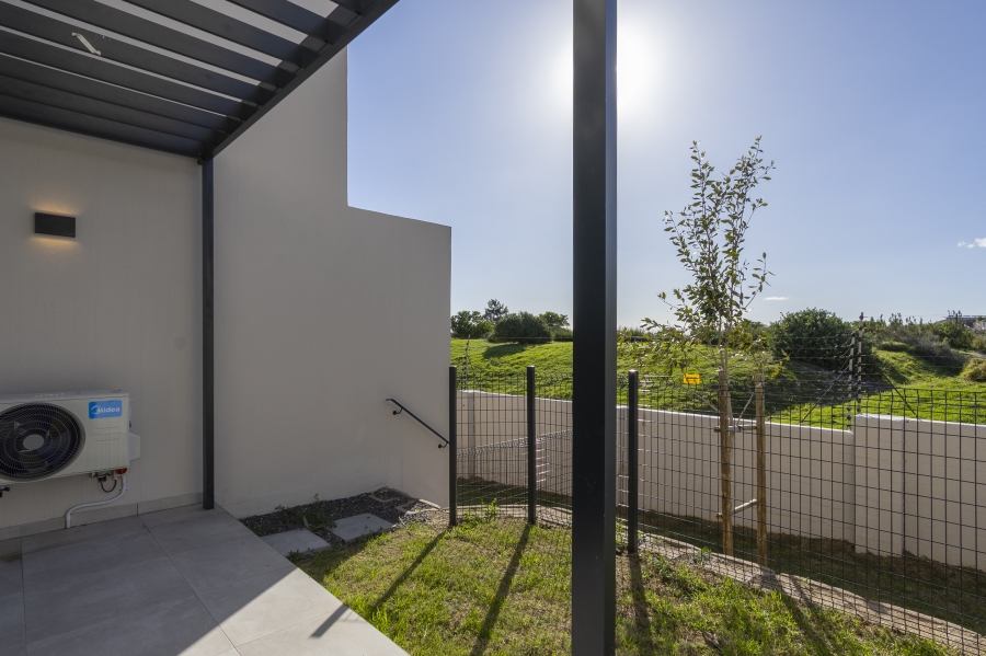 To Let 2 Bedroom Property for Rent in Mzuri Estate Western Cape